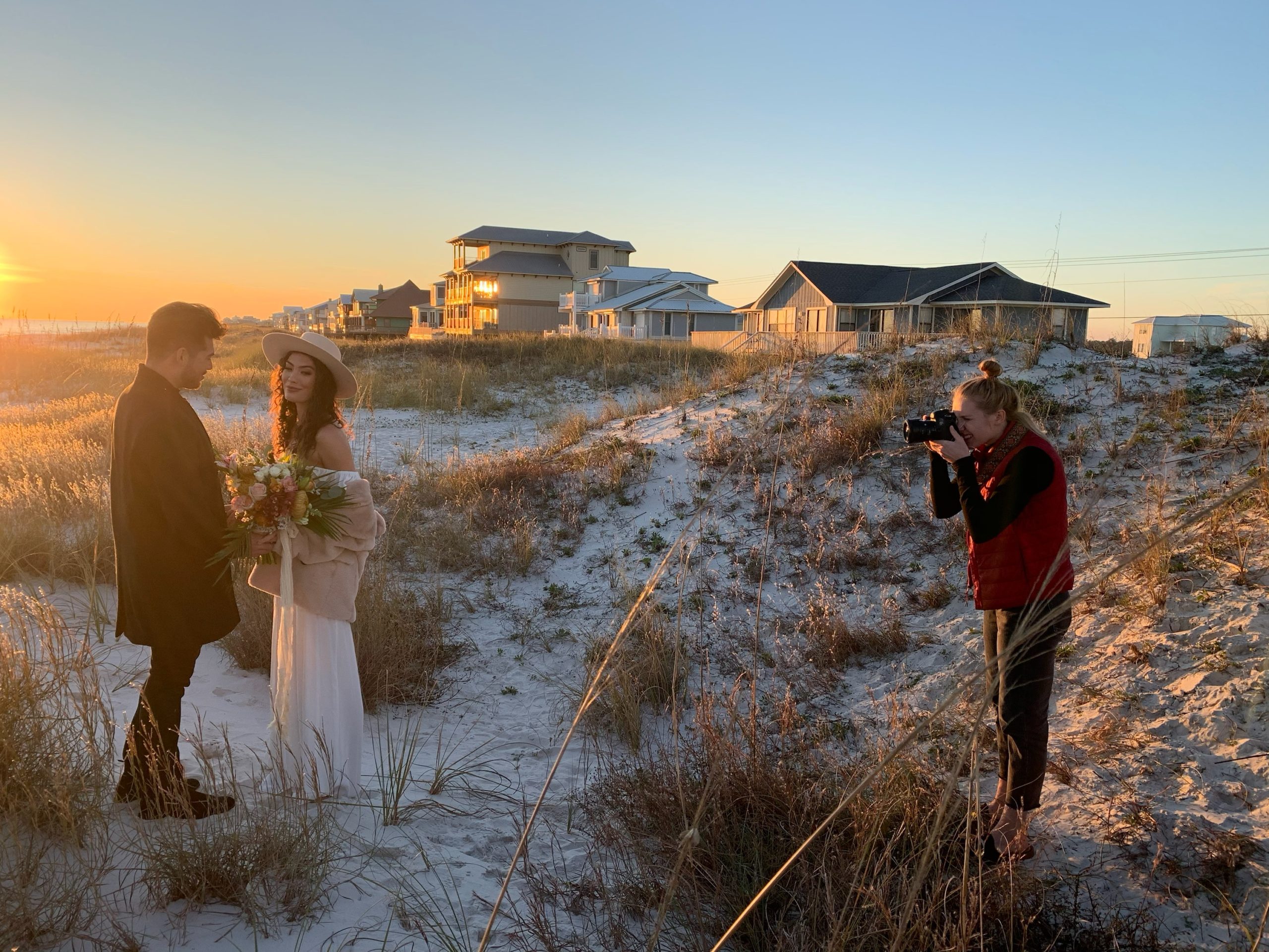 what to look for in your wedding photographer